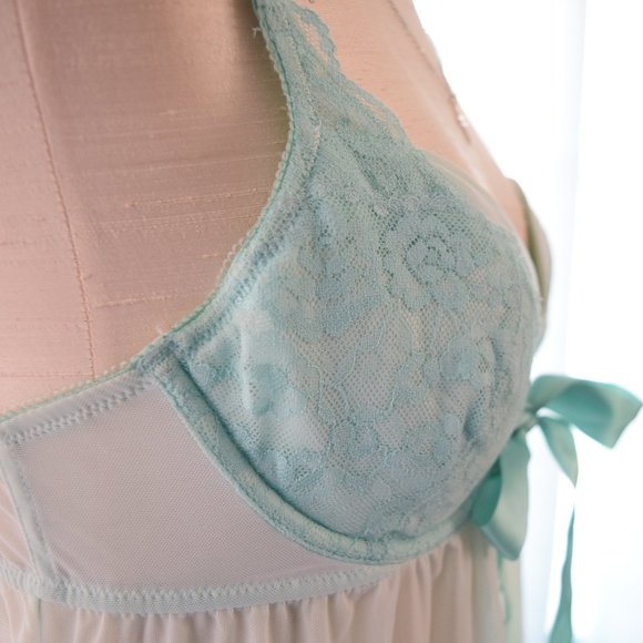 Sheer Tiffany Babydoll with Bow and Lace - Picture 4 of 8